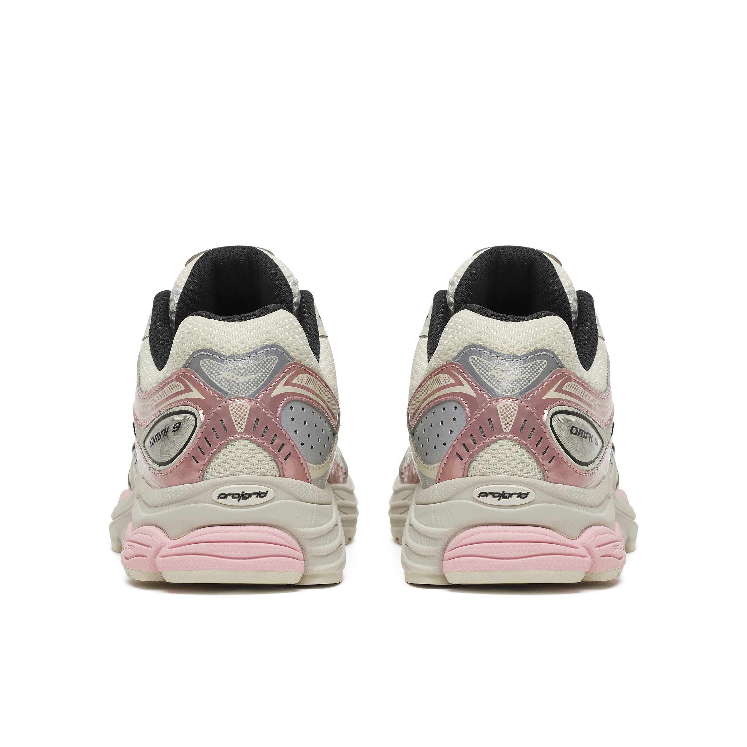 Saucony ProGrid Omni 9 Eggshell Touch
