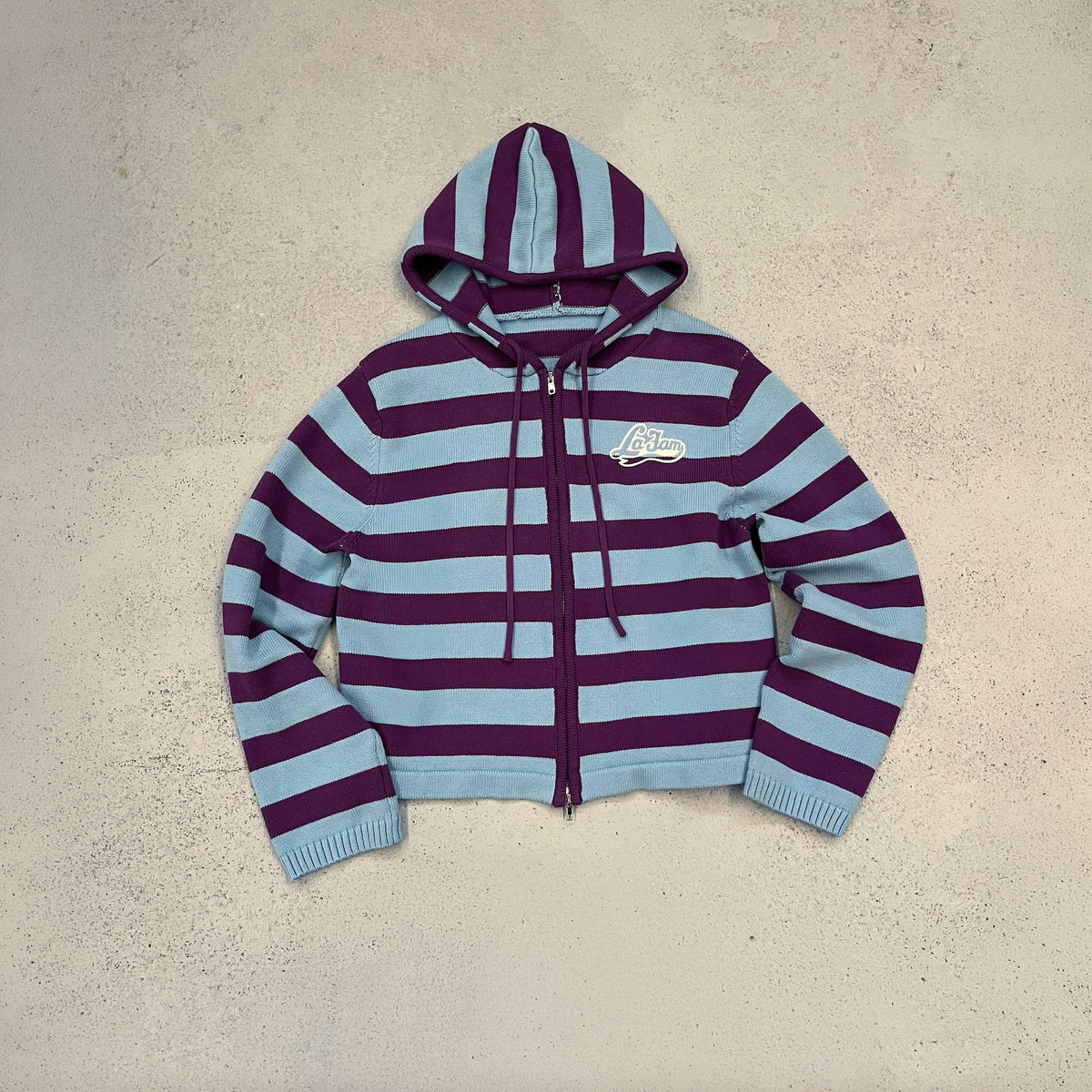 La Fam Striped Knit Zip Up Hoodie in Babyblau Lila, Ware von vorne liegend