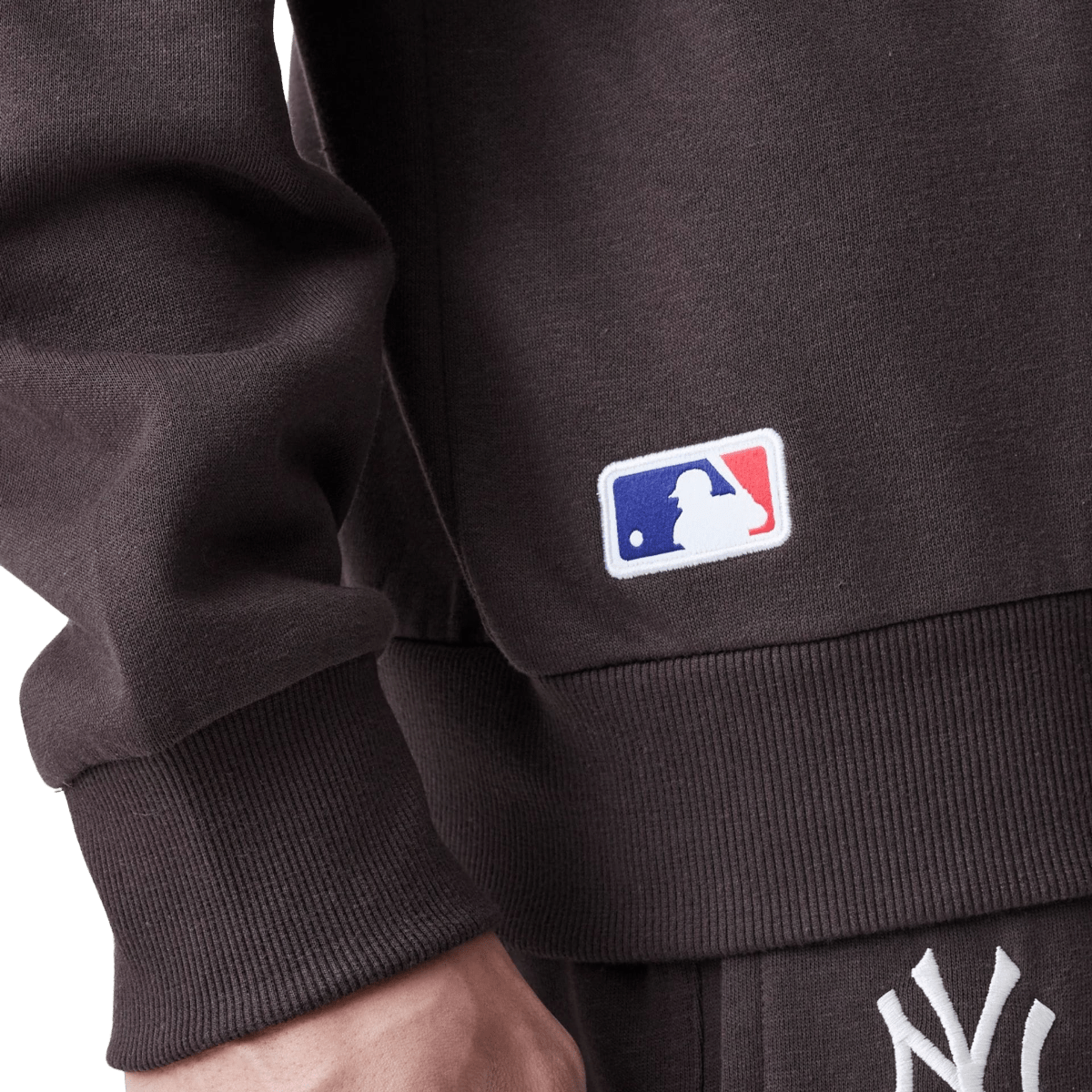 New Era NY Yankees Essential Sweater Braun - CNEWE9867 - Coziness