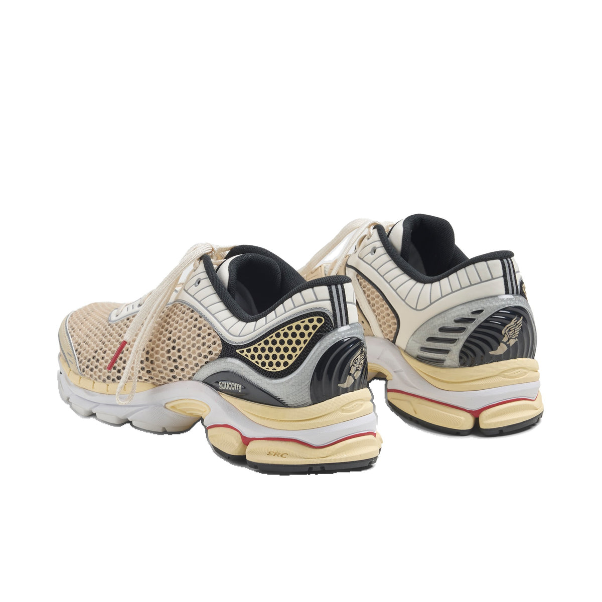 Saucony ProGrid Paramount in Creme Beige, Paar von hinten