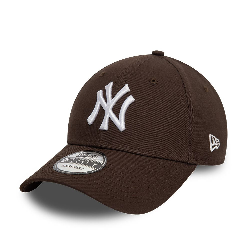 New Era Cap League Essential 9Forty New York Yankee Dunkelbraun