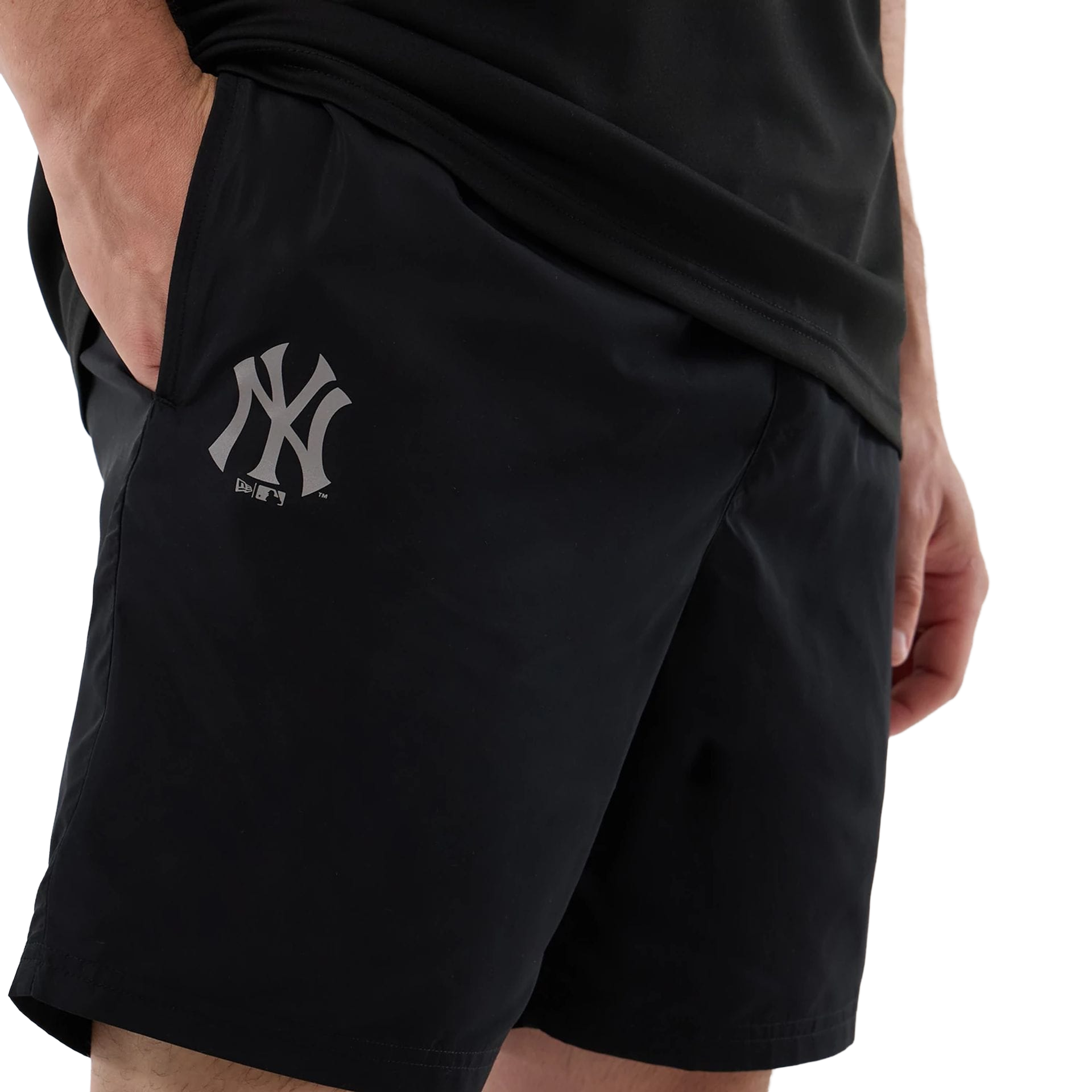 New Era NY Yankees Core Shorts Black