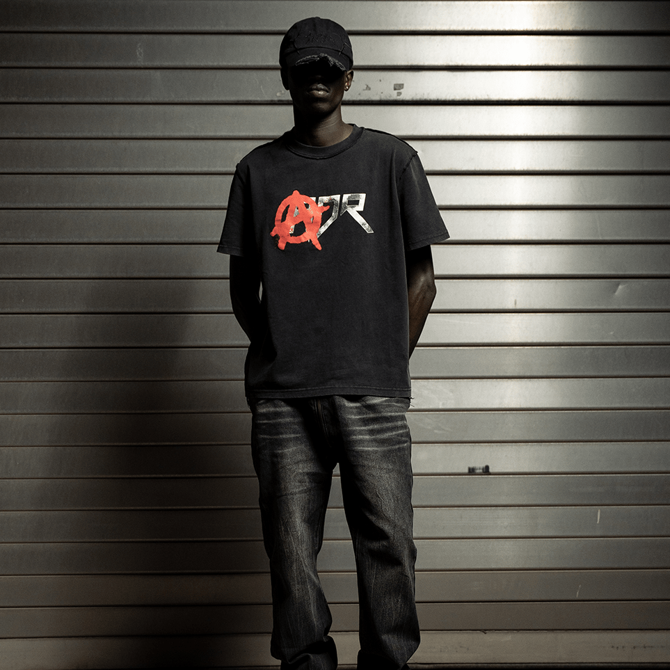 Atelier De Roupa Anarchy T-Shirt Schwarz - CATED10957 - Coziness