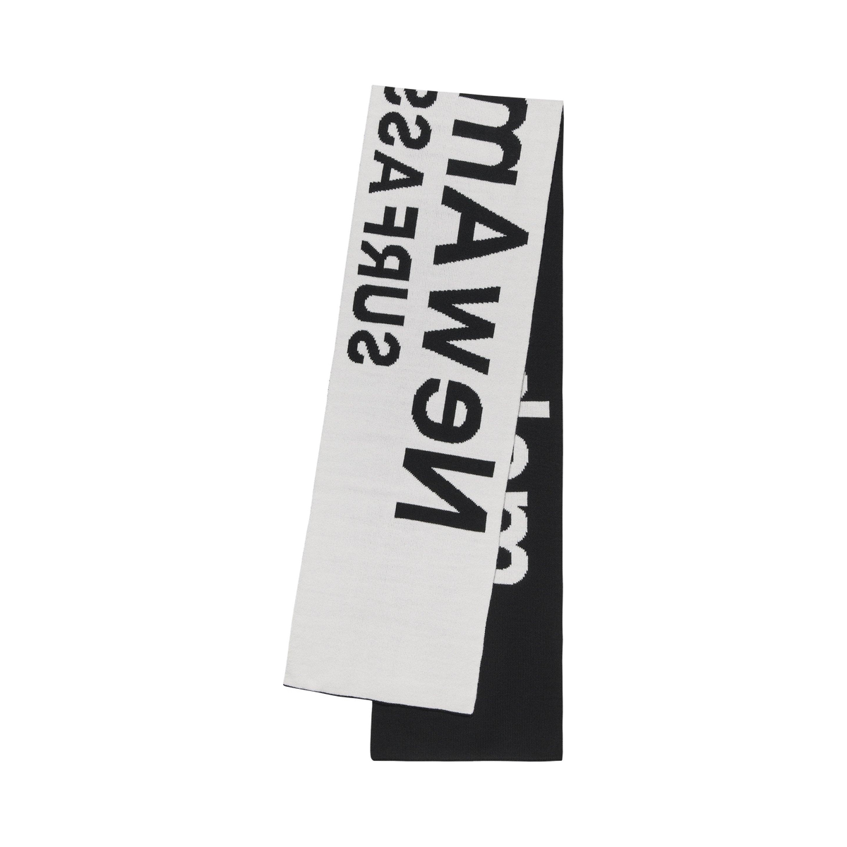 New Amsterdam Name Scarf in Schwarz Weiß, Rückseite mit gespiegeltem Schriftzug