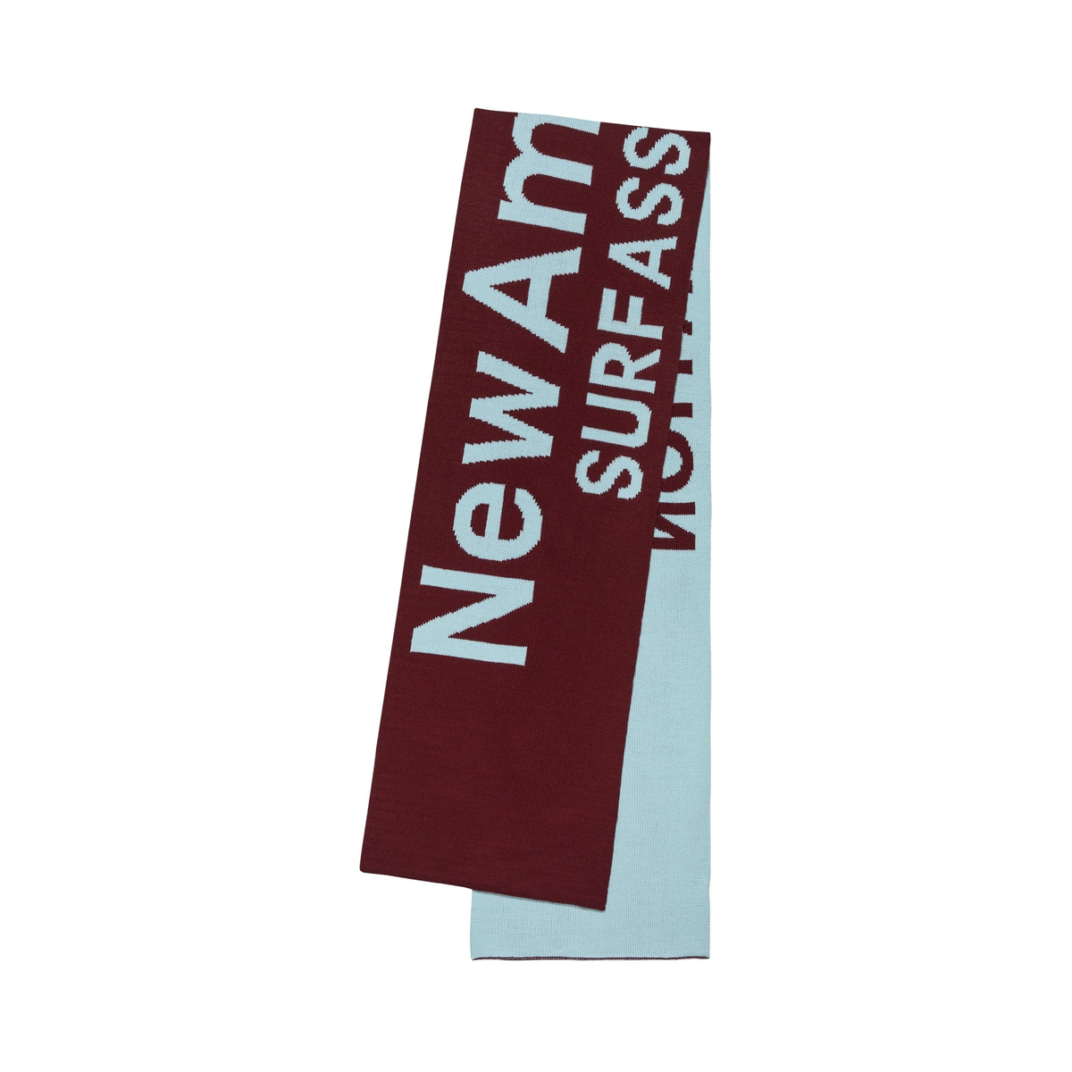 New Amsterdam Name Scarf in Burgundy und Hellblau, Vorderseite mit lesbarem Schriftzug