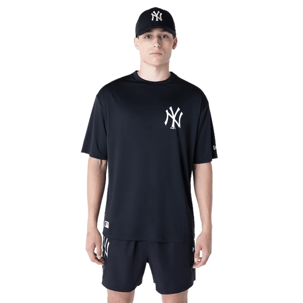 New Era NY Yankees Essentials T-Shirt Schwarz - CNEWE9860 - Coziness