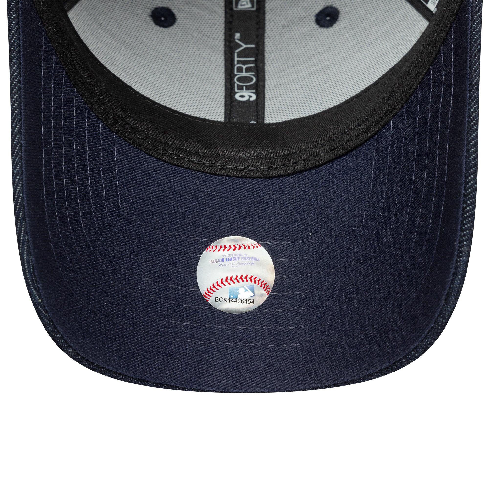 New Era NY Yankees Sequin 9FORTY Cap Blau Wmns - CNEWE7000 - Coziness