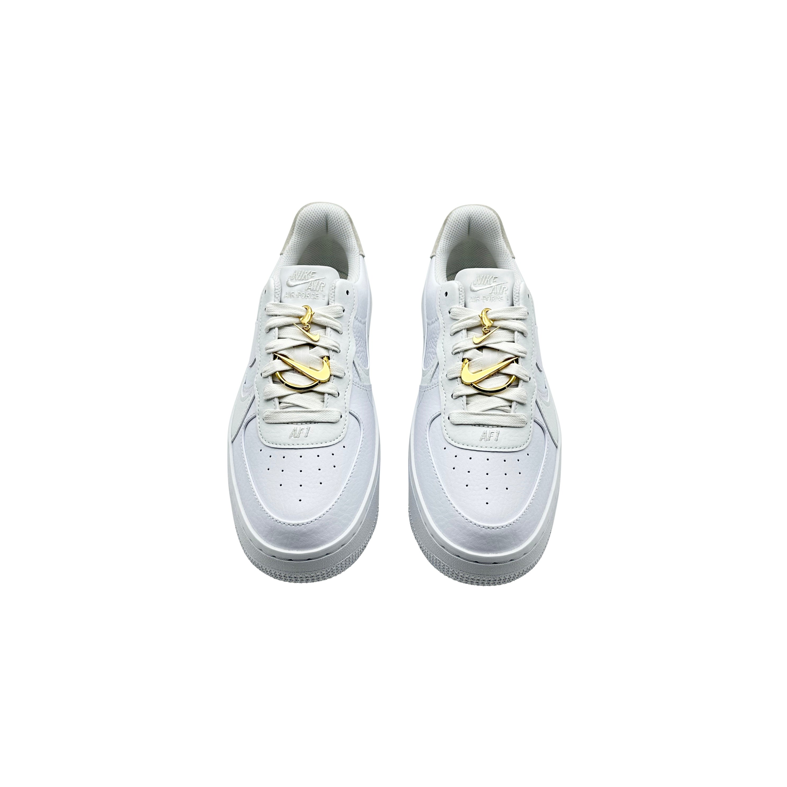 Nike Wmns Air Force 1 Low PLT.AF.ORM White Gold Bling - FB8473 - 100 - Coziness