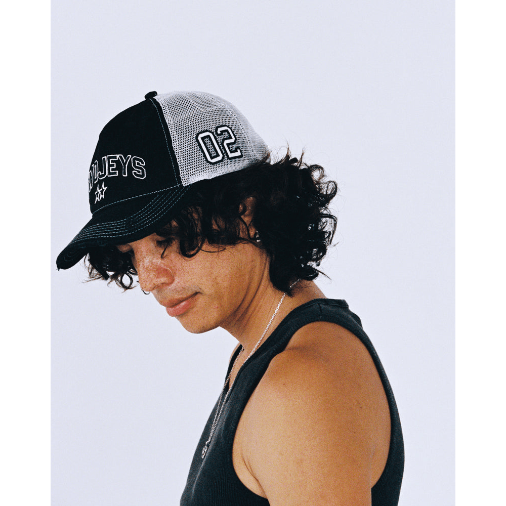 Twojeys Black Icon Trucker Cap - CTWOI7863 - Coziness